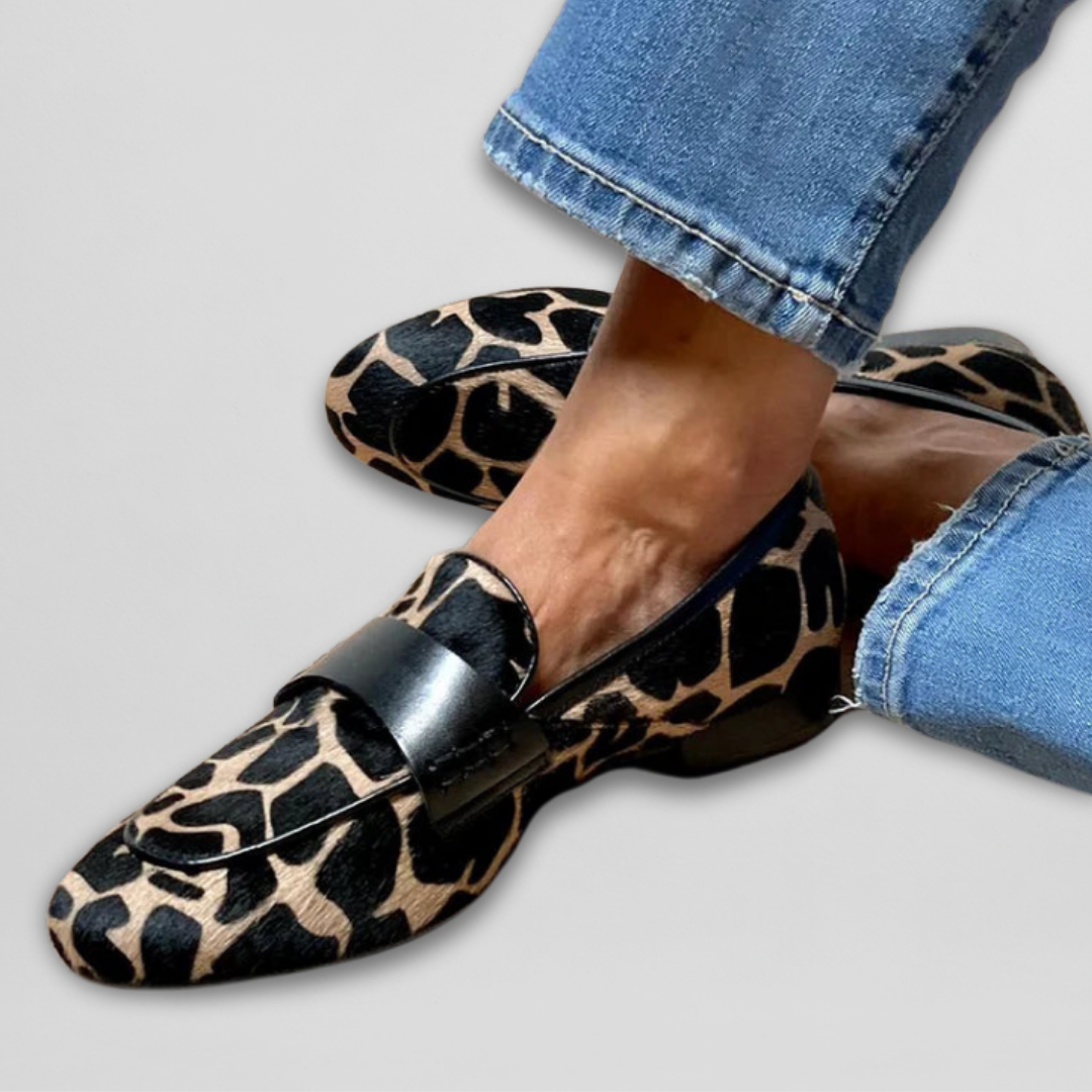 Léonie™ - Mocasines elegantes con estampado de leopardo y comodidad para el día a día