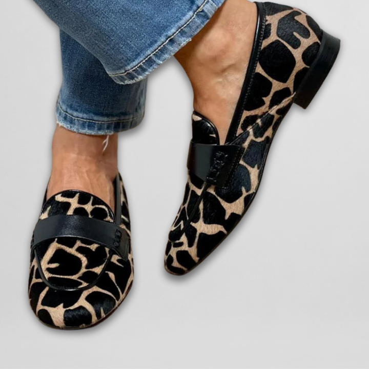 Léonie™ - Mocasines elegantes con estampado de leopardo y comodidad para el día a día