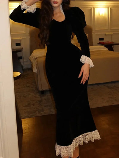 Vestido Elegante largo de terciopelo con ribete de encaje